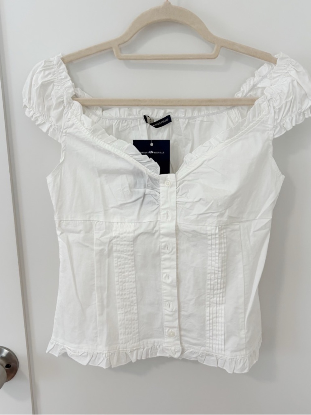 Brandy Melville Elena Ruffled Off-Shoulder Button Top - Picture 2 of 3